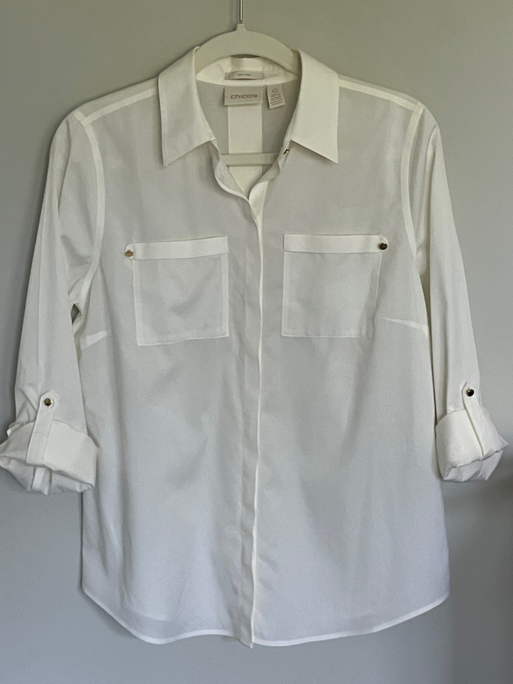 Chico's No Iron Button-Back Detail Ivory Blouse - Size S - Like new - Picture 2 of 11